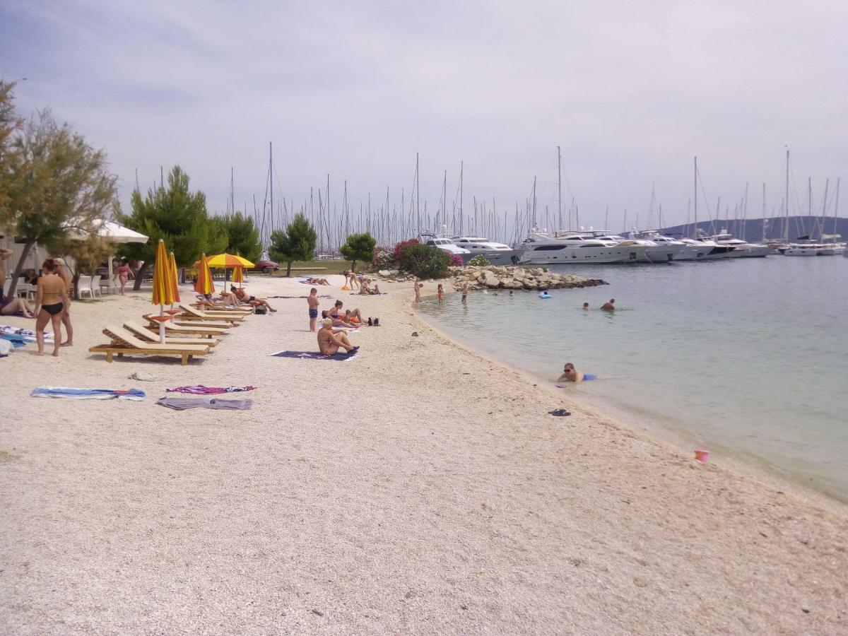 Kike Red Apartamento Kaštela Exterior foto
